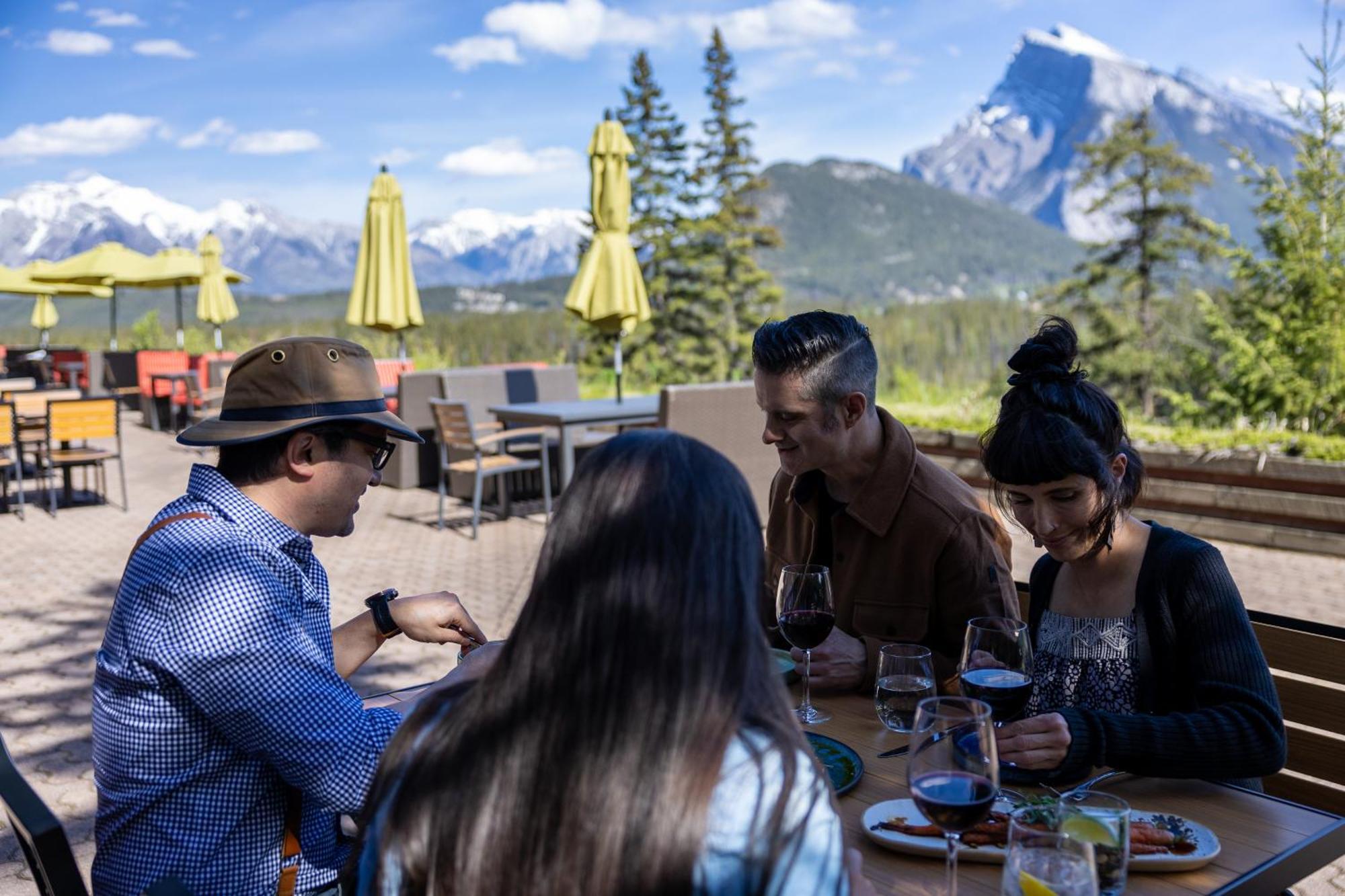 The Juniper Hotel & Bistro Banff Ngoại thất bức ảnh